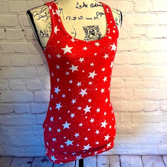 Tank Top Bundle - Picture 2 of 13